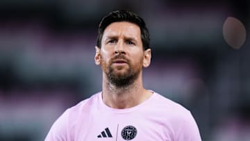 Lionel Messi s'éloignerait d'un retour à Barcelone. Lionel Messi s'éloignerait d'un retour à Barcelone.