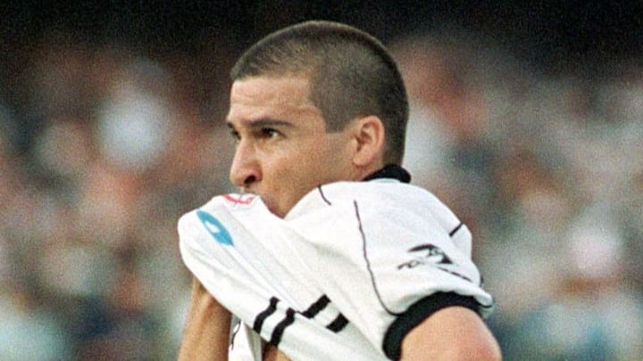 Luizão, artilheiro do Corinthians em 2001