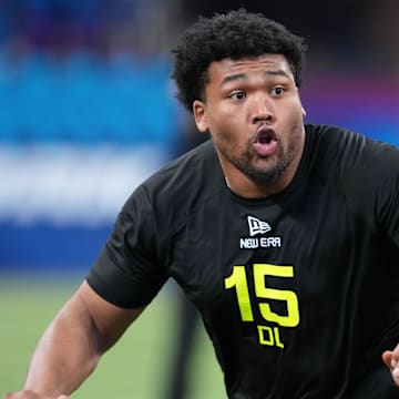 Feb 27, 2025; Indianapolis, IN, USA; Oregon defensive lineman Derrick Harmon (DL15) participates in drills during the 2025 NFL Combine at Lucas Oil Stadium. Mandatory Credit: Kirby Lee-Imagn Images