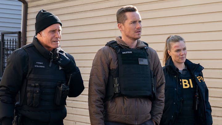 CHICAGO P.D. -- "Reckoning, Part 3" Episode 1317 -- Pictured: (l-r) Jason Beghe as Hank Voight, Jesse Lee Soffer as Jay Halstead, Tracy Spiridakos as Hailey Upton 