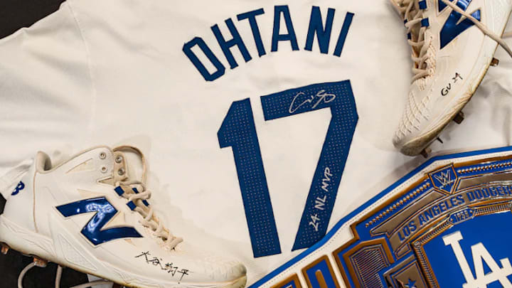 "Ohtani Signature Collection" by Fanatics "Ohtani Signature Collection" by Fanatics