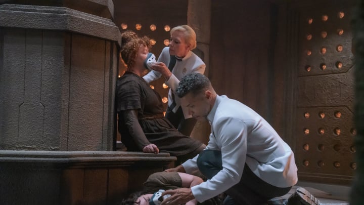 L-R Mary Wiseman as Tilly, June Laporte as Ravah and Wilson Cruz as Dr. Culber in Star Trek: Discovery, episode 6, season 5, streaming on Paramount +, 2023. Photo Credit: Michael Gibson/Paramount+