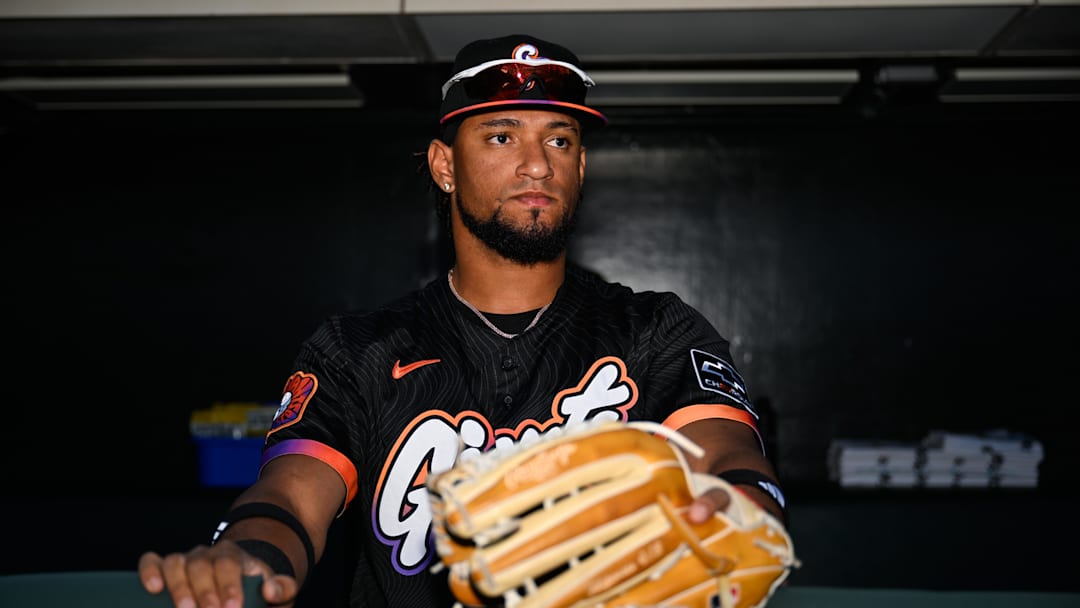 Jul 29, 2025; San Francisco, California, USA; San Francisco Giants right fielder Luis Matos (29) stands in the dugout before the game against the Pittsburgh Pirates at Oracle Park. Mandatory Credit: Eakin Howard-Imagn Images Jul 29, 2025; San Francisco, California, USA; San Francisco Giants right fielder Luis Matos (29) stands in the dugout before the game against the Pittsburgh Pirates at Oracle Park. Mandatory Credit: Eakin Howard-Imagn Images