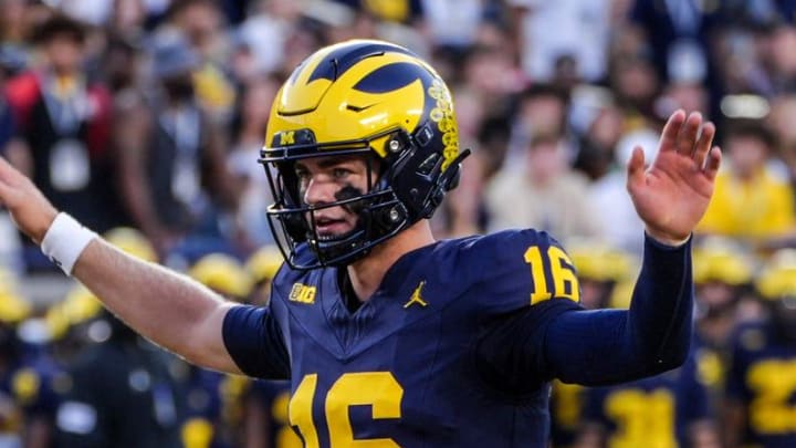 Michigan quarterback Davis Warren (16) starts the game against Fresno State at Michigan Stadium at Michigan Stadium in Ann Arbor on Saturday, Aug. 31, 2024.