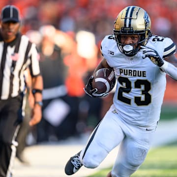 Purdue Boilermakers running back Reggie Love III (23) runs the ball