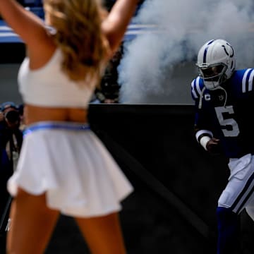 Indianapolis Colts quarterback Anthony Richardson (5) takes the field Sunday, Sept. 8, 2024, ahead of a game against the Houston Texans at Lucas Oil Stadium in Indianapolis.