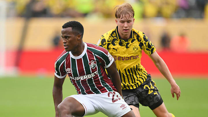 Jhon Arias, Daniel Svensson