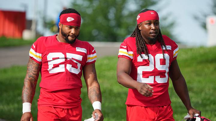 Elijah Mitchell Reveals Early Impressions on Being With the Chiefs