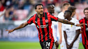 Ex-Bahia e Coritiba, o centroavante Júnior Brumado marcou um dos gols que classificou o Midtjylland
