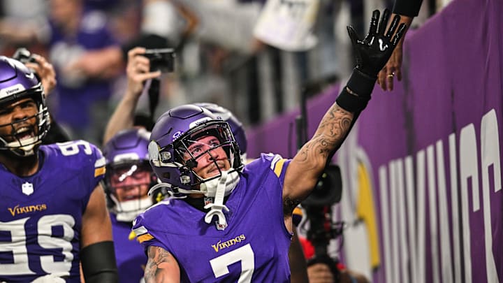 Minnesota Vikings cornerback Murphy Jr. (7) reacts with the crowd after an interception off Indianapolis Colts quarterback Flacco (not pictured) during the third quarter at U.S. Bank Stadium. Minnesota Vikings cornerback Murphy Jr. (7) reacts with the crowd after an interception off Indianapolis Colts quarterback Flacco (not pictured) during the third quarter at U.S. Bank Stadium.