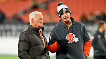 Pittsburgh Steelers v Cleveland Browns