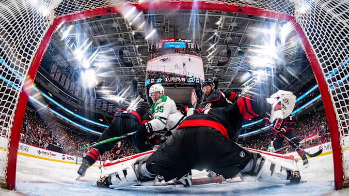 Dallas Stars v Carolina Hurricanes