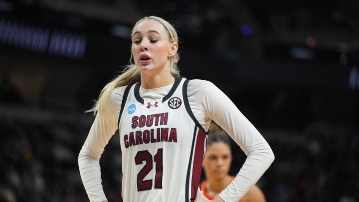 South Carolina basketball forward Chloe Kitts