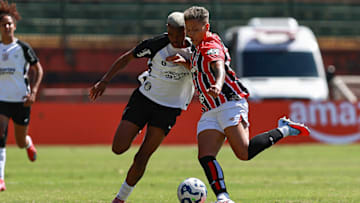 Jhonson e Bia Menezes passaram recentemente pela Seleção Brasileira