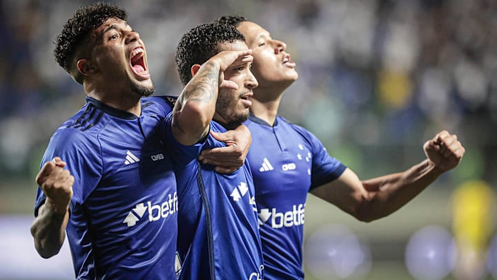 William marcou o primeiro gol dele com a camisa do Cruzeiro