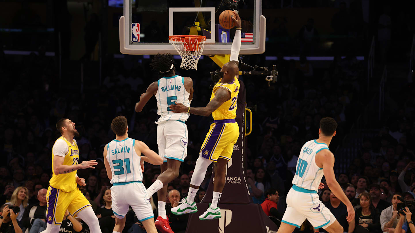 Lakers Sign Forward Jake LaRavia $12M Amid Roster Rebuild
