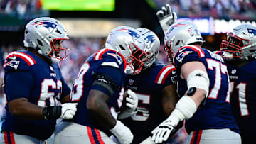 Los Angeles Rams v New England Patriots