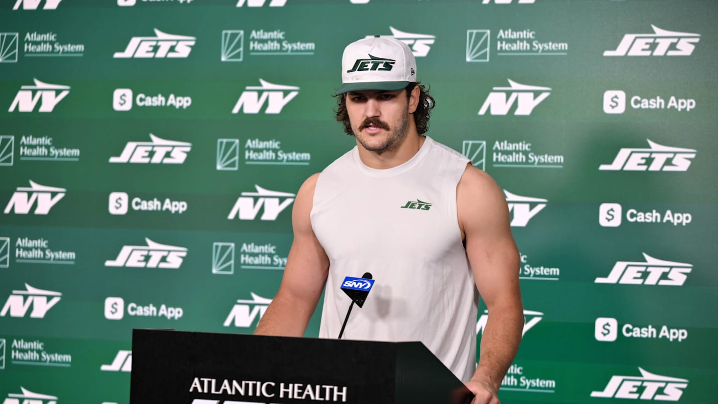 Jets Sign Jonathan, Hayes After Minicamp, Corley Faces Injury Setback