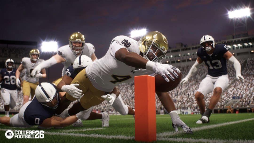 Notre Dame punches it over the goal line in College Football 26