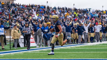 UC Davis RB Lan Larison