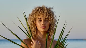 Jasmine Sanders was photographed by Yu Tsai in Belize.