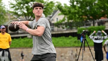 New Jersey QB Derek Zammit is projected to choose Washington.