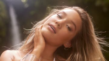 Olivia Ponton was photographed by Amanda Pratt in Dominica. 