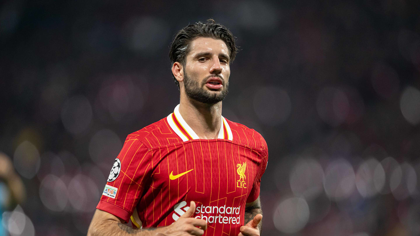 Liverpool v Aston Villa Team News - Premier League