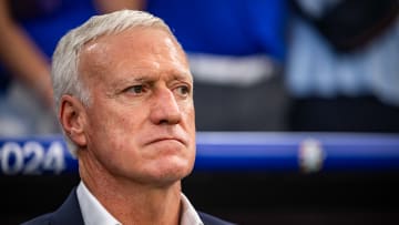 Didier Deschamps sur le banc de l'équipe de France de football