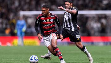Atlético-MG e Flamengo se enfrentam pelo Brasileirão Atlético-MG e Flamengo se enfrentam pelo Brasileirão