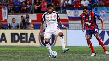 Gonzalo Plata deve seguir na equipe flamenguista