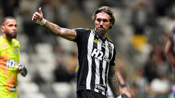 De volta aos trabalhos, Lyanco deve ser titular na zaga do Atlético no Mineirão