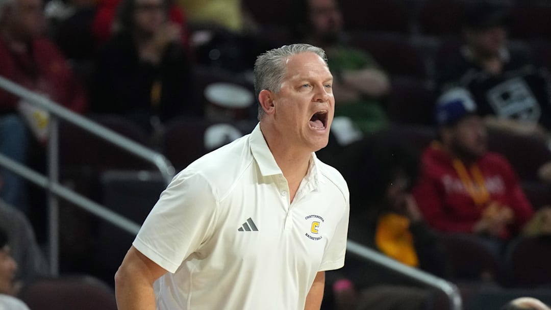 Chattanooga Mocs head coach Dan Earl 