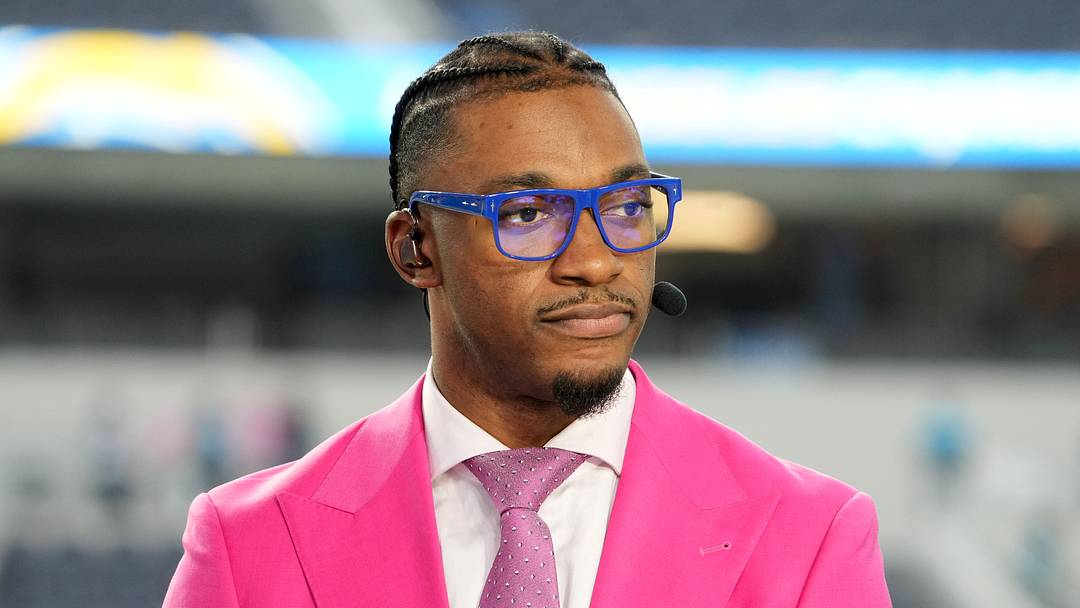 College football analyst Robert Griffin III shared his updated Heisman Trophy frontrunner list after Week 8. (Kirby Lee-USA TODAY Sports)