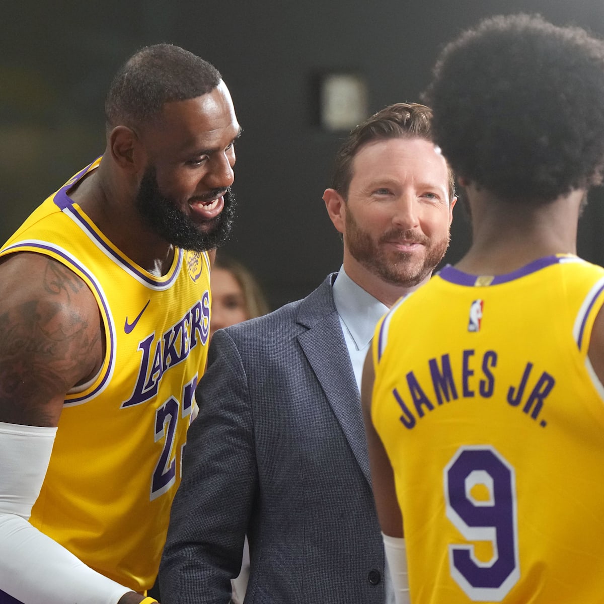 Lebron snl discount