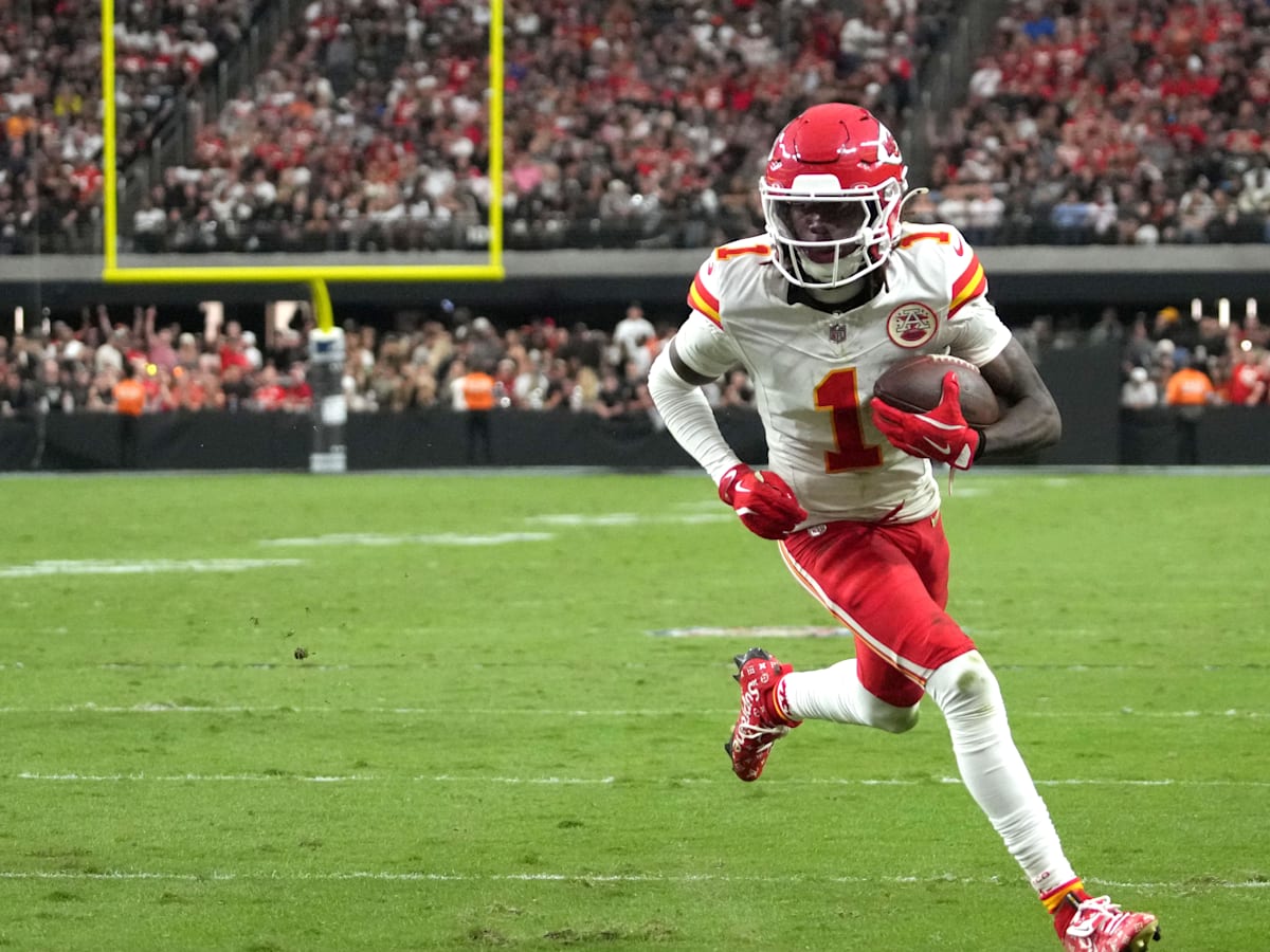 Buccaneers vs. Chiefs Best NFL Prop Bets for Monday Night Football in Week 9