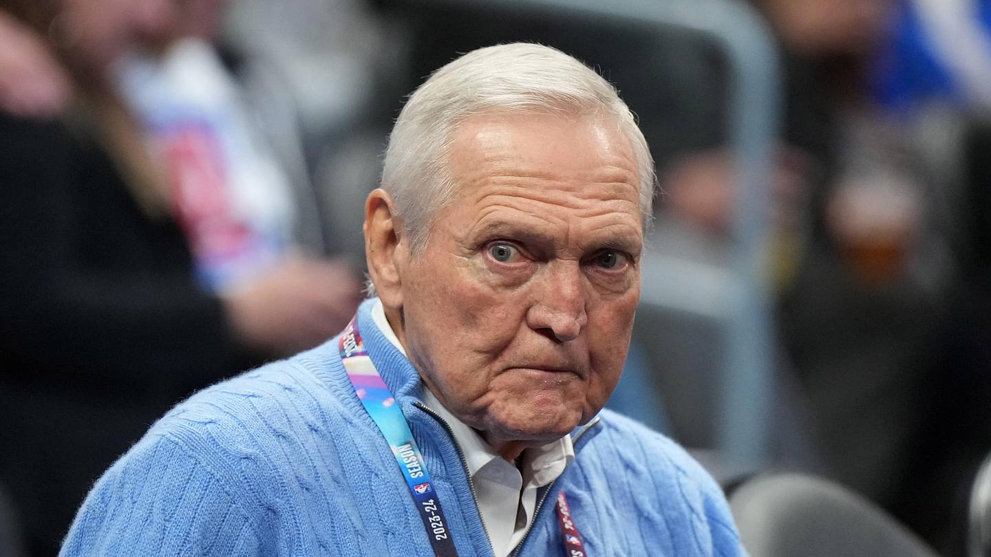Myles Garrett Remembers Jerry West's Message To Browns During West Coast Trip - Vimarsana News