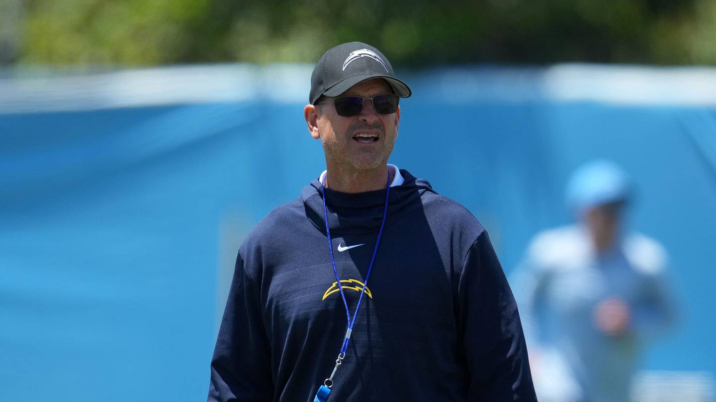 Chargers News: Jim Harbaugh Has Unique End-of-Practice Ritual - Vimarsana News