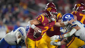 Nov 27, 2021; Los Angeles, California, USA; Jaxson Dart, USC Football