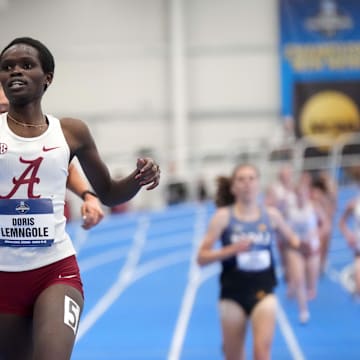 Mar 14, 2025; Virginia Beach, VA, USA; Doris Lemngole of Alabama wins the women's 5,000m in 15:05.93 during the NCAA Indoor Championships at the Virginia Beach Sports Center. Mandatory Credit: Kirby Lee-Imagn Images
