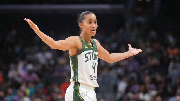 Seattle Storm guard Skylar Diggins-Smith half against the LA Sparks in 2024