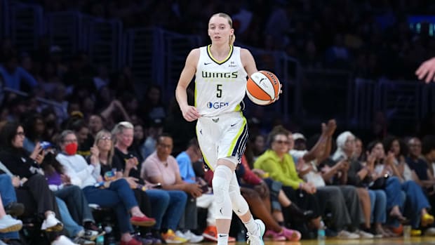 Bueckers fans will be happy with her overall grad