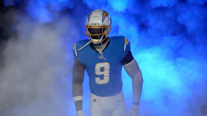 Oct 29, 2023; Inglewood, California, USA; Los Angeles Chargers linebacker Kenneth Murray Jr. (9) enters the field before the game against the Chicago Bears at SoFi Stadium. Mandatory Credit: Kirby Lee-USA TODAY Sports