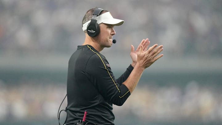 Sep 1, 2024; Paradise, Nevada, USA; Southern California Trojans head coach Lincoln Riley reacts in the first half against the LSU Tigers at Allegiant Stadium. Mandatory Credit: Kirby Lee-Imagn Images