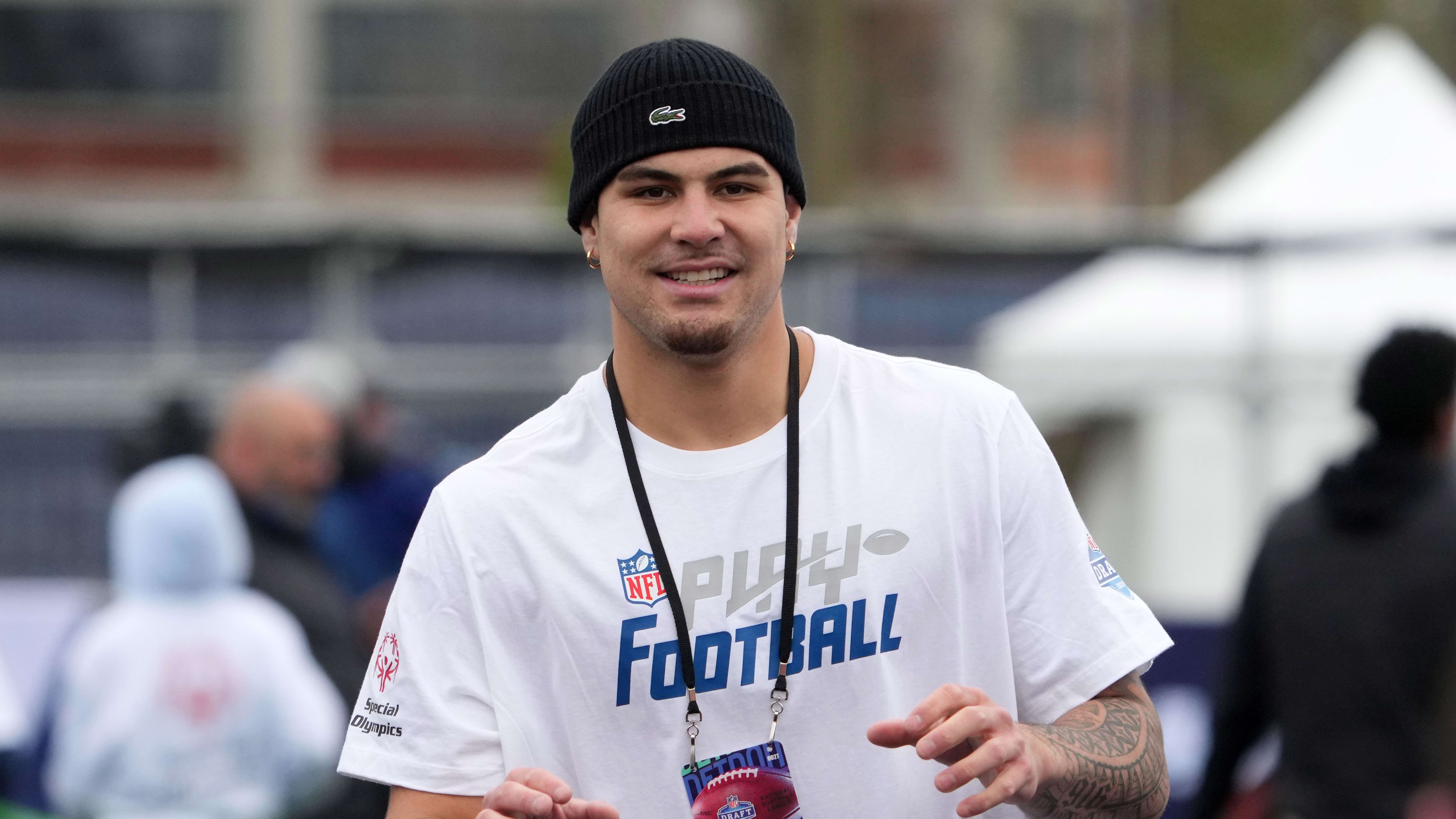 UCLA Football: Laiatu Latu Drafted by Indianapolis Colts in First Round of 2024 NFL Draft