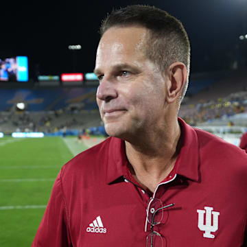 Indiana Hoosiers head coach Curt Cignetti reacts after the game against the UCLA Bruins at Rose Bowl.