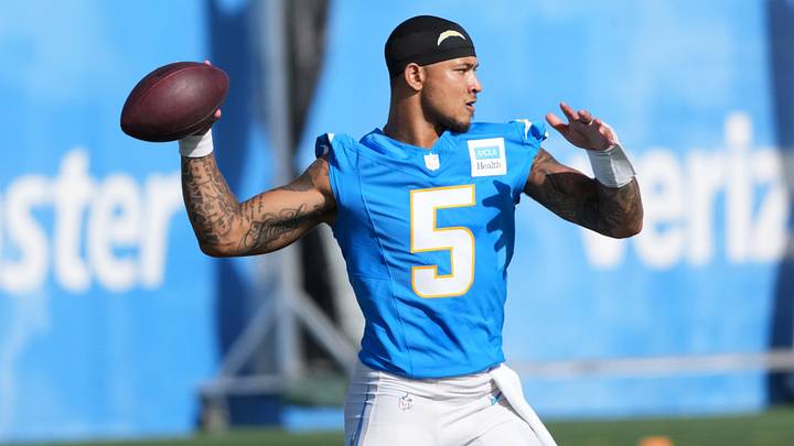Former Cowboys QB impressing Jim Harbaugh at Chargers training camp