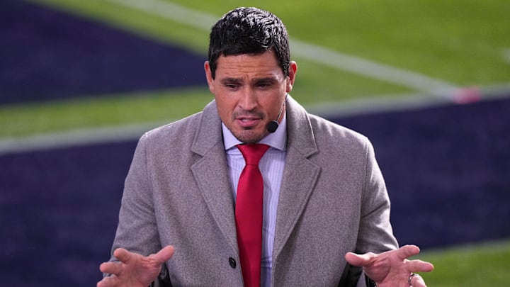 College football analyst David Pollack picks the winner of the Indiana-Oregon game in Week 7.