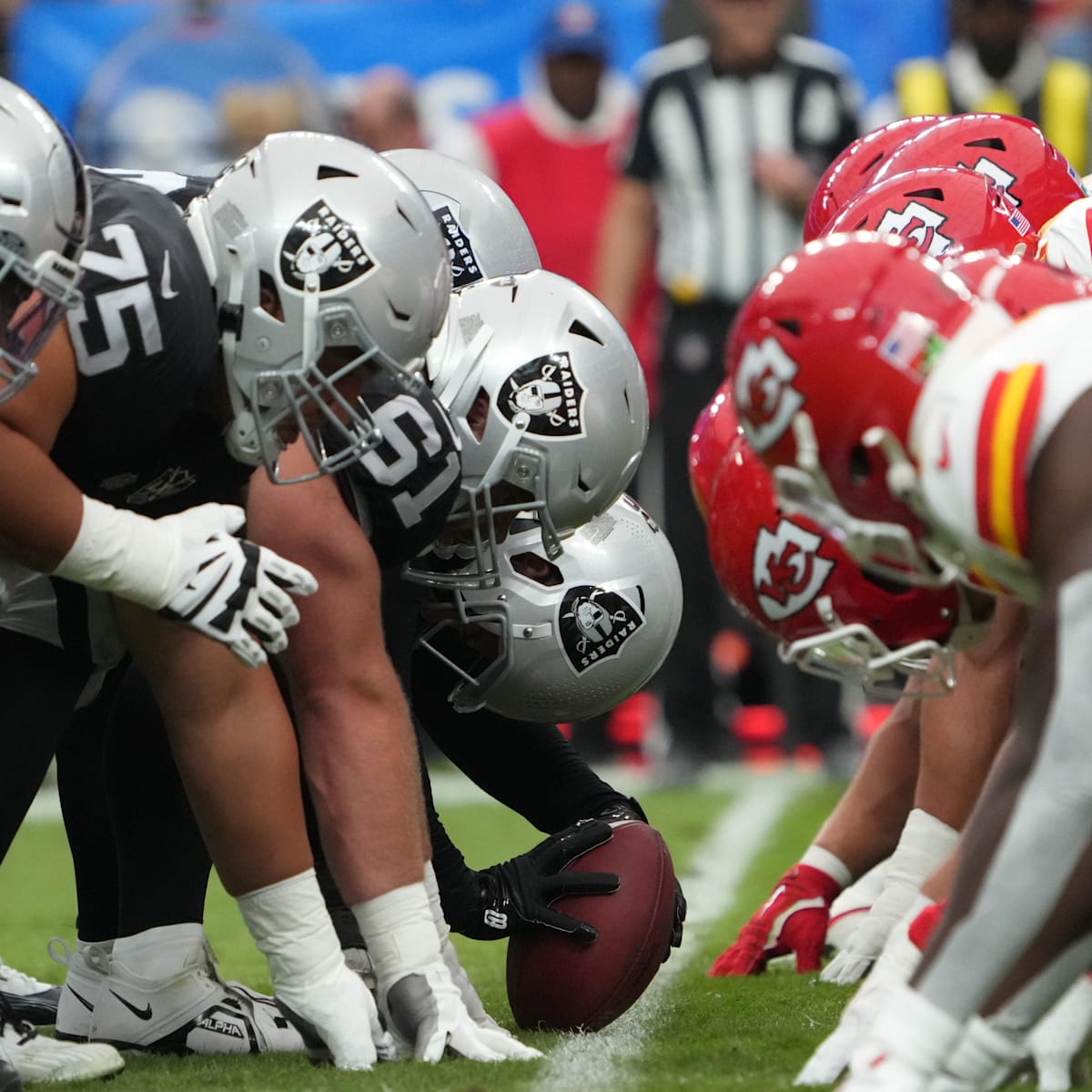 Special' Defensive Stops Get Praise from Patrick Mahomes After KC Chiefs'  Week 8 Win