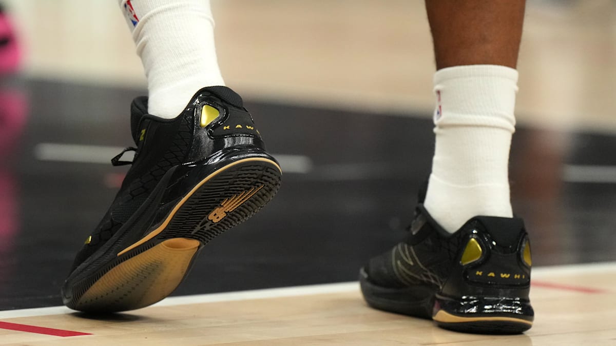 Kawhi leonard basketball shoes new balance discount